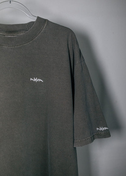 CONCRETE mblem basic tee